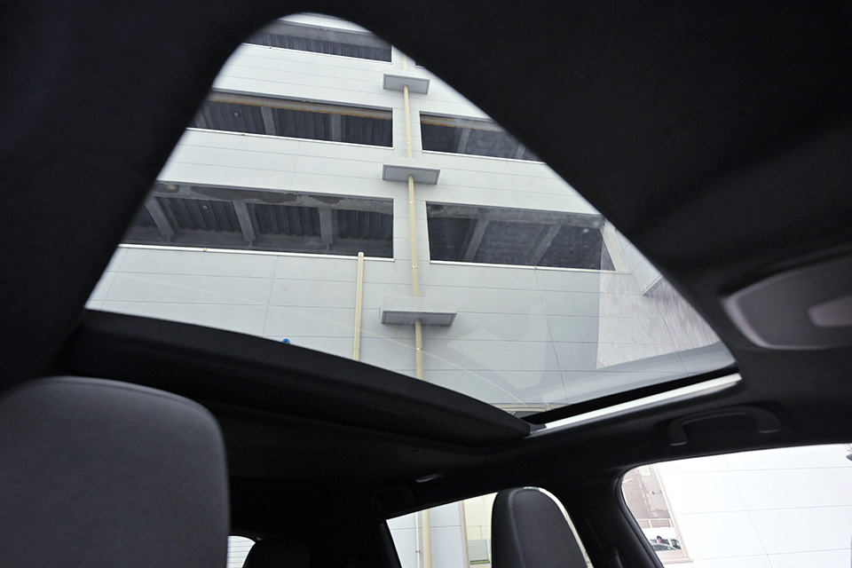 SUZUKI e ビターラ 車内設備